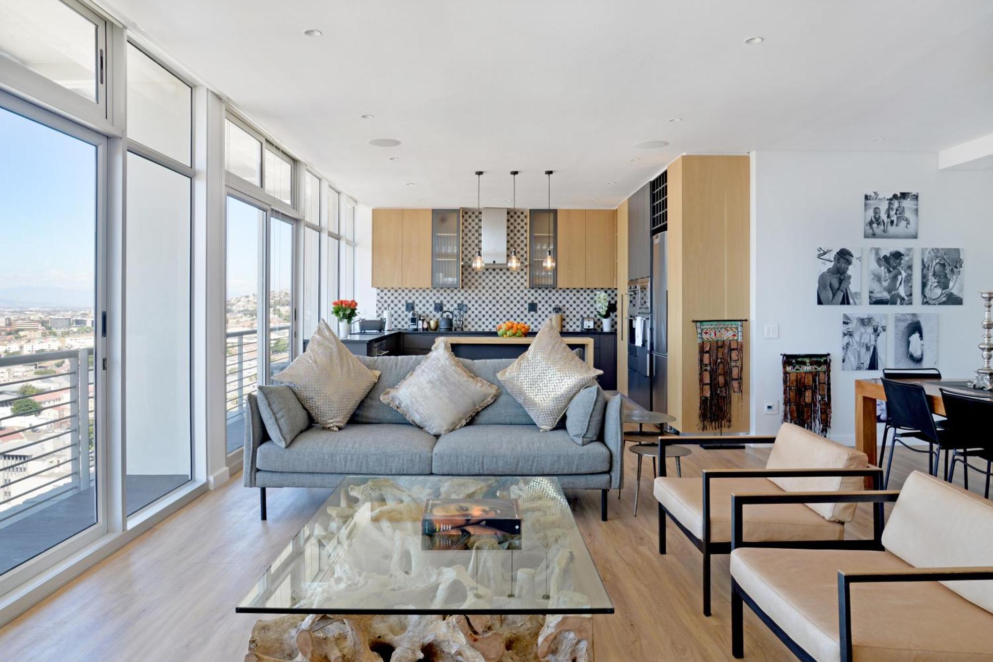 Modern Designer Penthouse With Panoramic Views Amanda * Le Cap