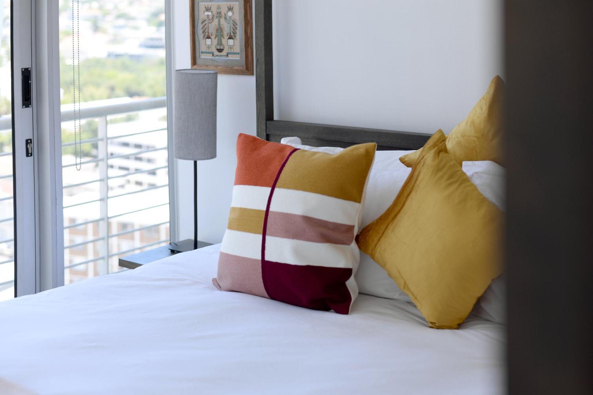 Modern Designer Penthouse With Panoramic Views Amanda * Le Cap